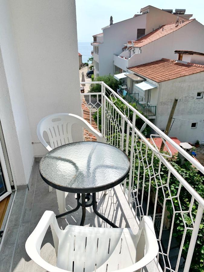 Antony 2 Apartment